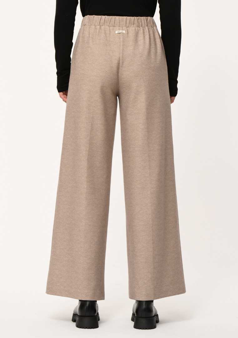 Pantalon large en jersey épais couleur ficelle, taille haute avec poches italiennes et ceinture dos élastiquée – Humility - HK-PA-BLOOMI_184