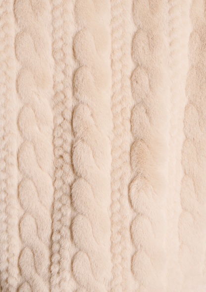 Manteau court ELISA écru en fausse fourrure