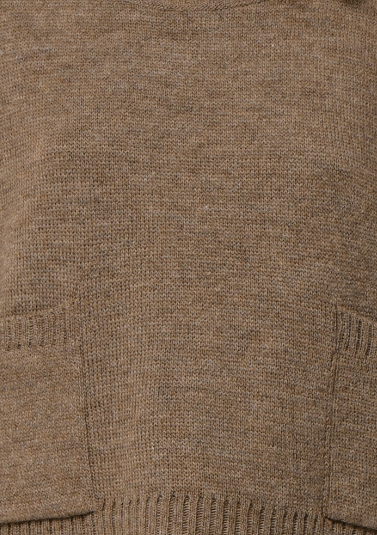 Détail de la maille doublée marron du pull boxy Humility - HK-PU-KINKATA_728