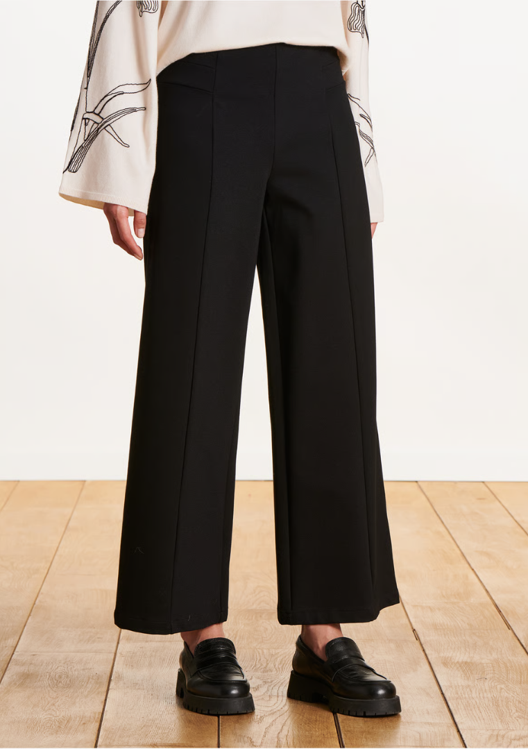 Pantalon_cropped_en_jersey_milano_noir_taille_lastique-_FK-PA-EMIORA-M_- La Fée Marabouté