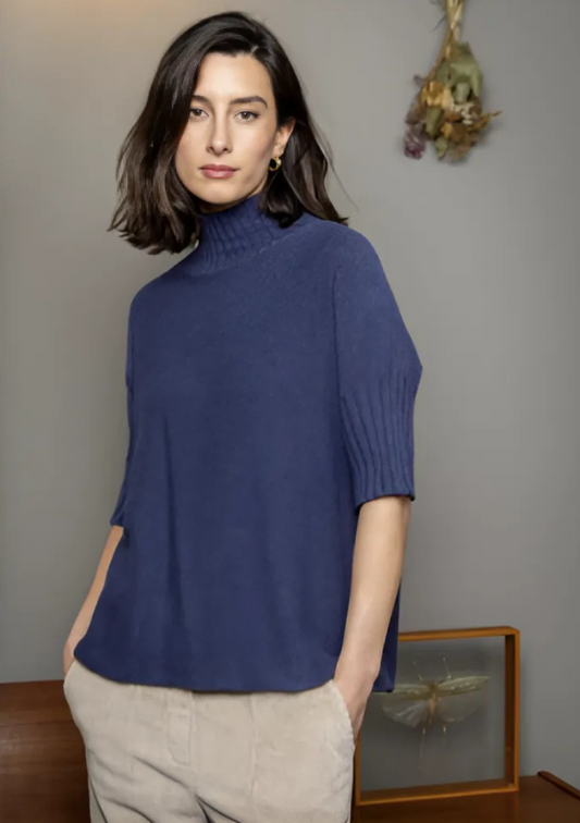 Pull col montant manche courte côtelé, coloris marine, O'MER - modèle OM010G